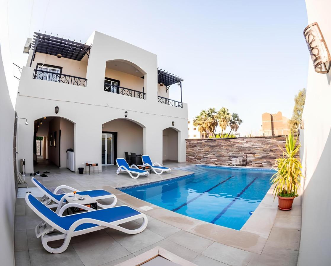 Royal Home Luxor Pool View Extérieur photo